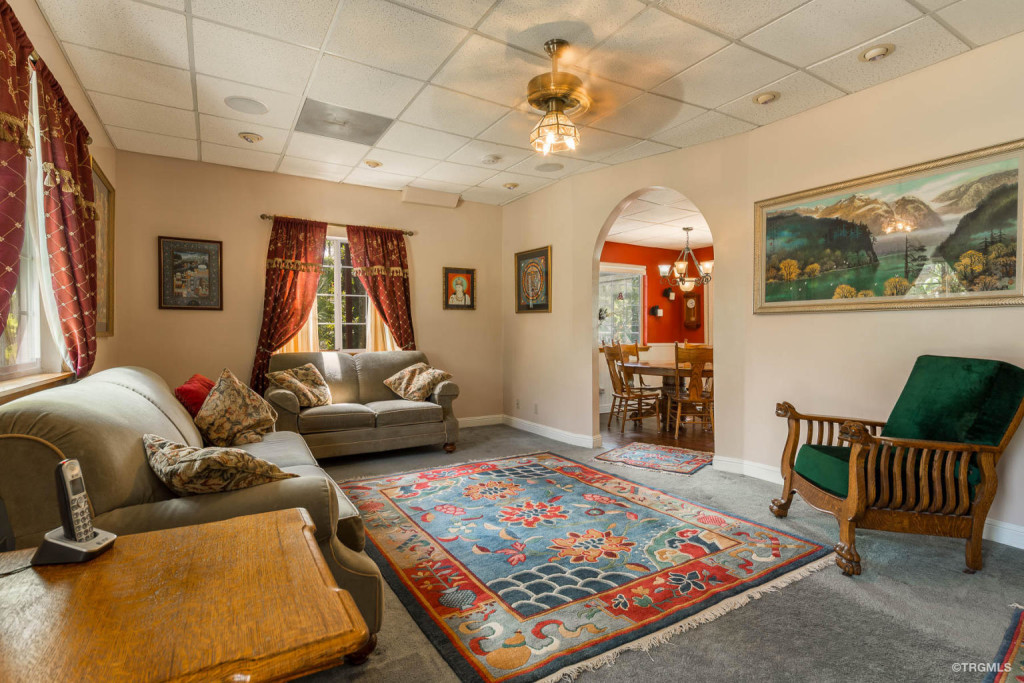 20160418010427382188000000-o